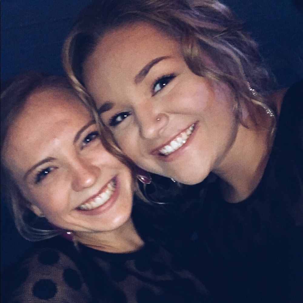 Meet your Posher, Cam